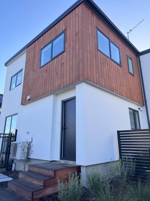 Cbd Luxury Parkside Living 2 Bedroom With Parking Christchurch Exterior foto